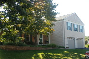 803 Tallyho Dr, Swatara, PA 17033-1828