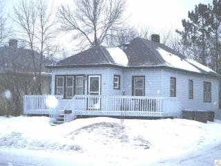 19 1 St, Duluth MN  55806-2126 exterior
