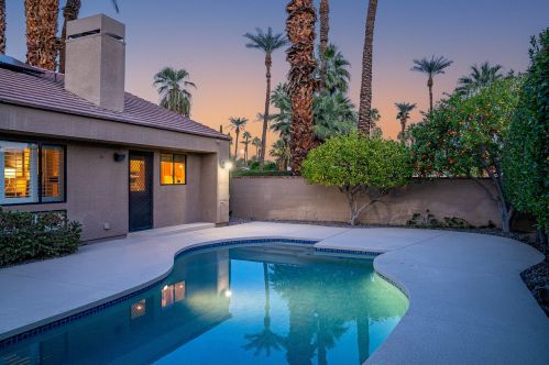 70425 Mottle Cir, Rancho Mirage CA  92270-2419 exterior