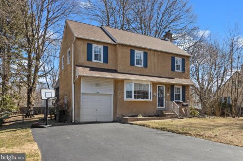 767 Redwood Dr, Southampton, PA 18966-3934