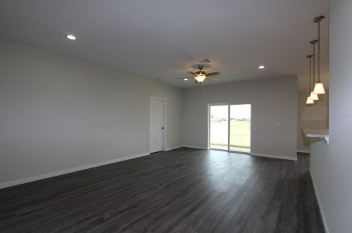7725 Valencia Rd, Sebring FL  33876-8081 exterior
