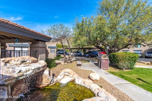 5855 Kolb Rd, Tucson AZ  12105-0909 exterior
