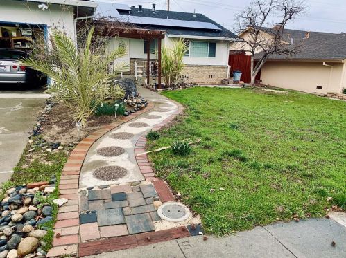 1729 Hallmark Ln, San Jose, CA 95124-3810