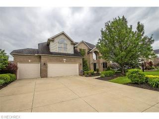 22191 Northwood Trl, Cleveland OH  44149-2869 exterior