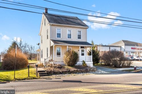 2010 Swamp Pike, Gilbertsville, PA 19525-9725