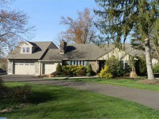 9 Clearview Ave, Chalfont, PA 18914-2409