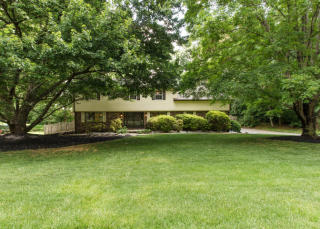 312 Russfield Dr, Knoxville, TN 37934-2729