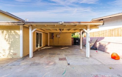 249 Heather St, Rialto CA  92376-2813 exterior