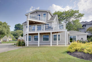 1035 Ocean Blvd, Rye, NH 03870-2831