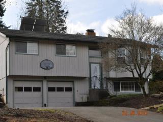 20582 Helzer Way, Happy Valley, OR 97089-8336
