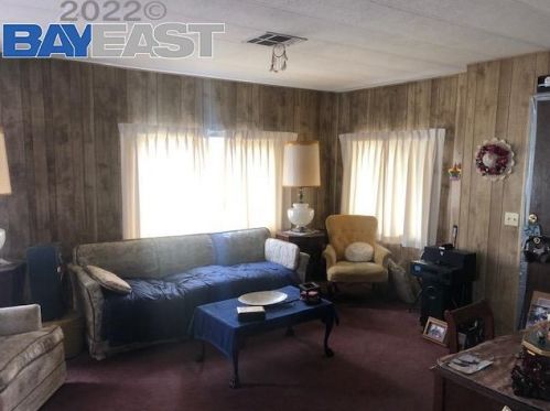 1424 Alcazar Ave, Hayward, CA 94544-6202