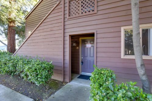 1138 Yarwood Ct, San Jose, CA 95128-4730