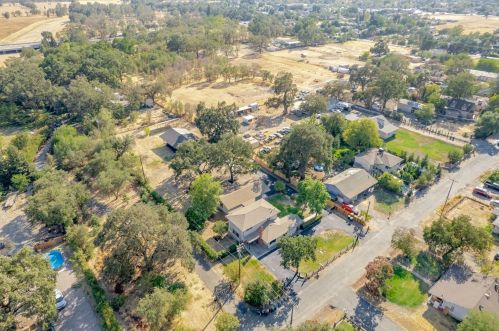 740 K St, Rio Linda CA  95673-3446 exterior