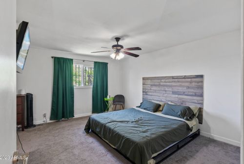 4427 Citrus Way, Glendale AZ 85305-2524 exterior