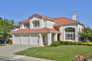 3246 Banff Dr, Fairfield, CA 94534-7865