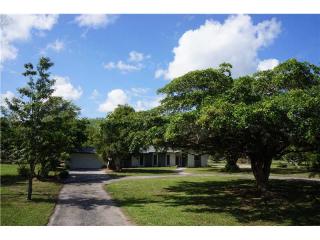 21300 190th Ave, Miami, FL 33187-4026