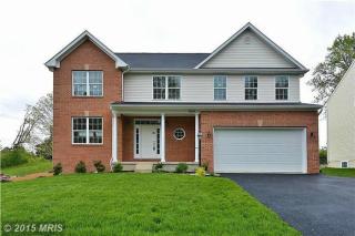 18259 Woodland Dr, Triangle, VA 22172-1311