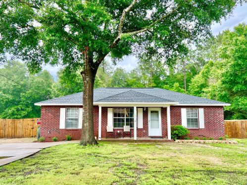 6848 Fast Gun Ln, Milton, FL 32570-3208