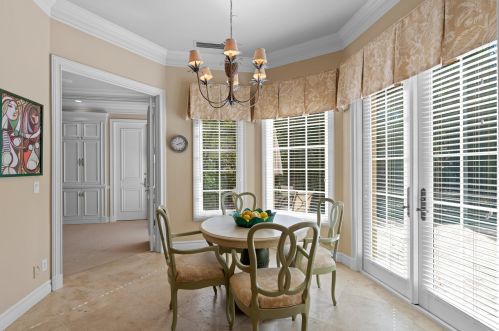 314 Chilean Ave, Palm Beach FL  33480-4697 exterior