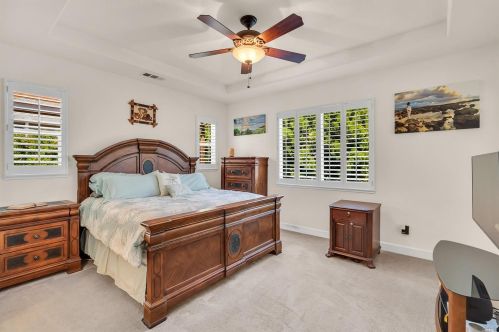 662 Canterbury Cir, Vacaville CA  95687-8225 exterior