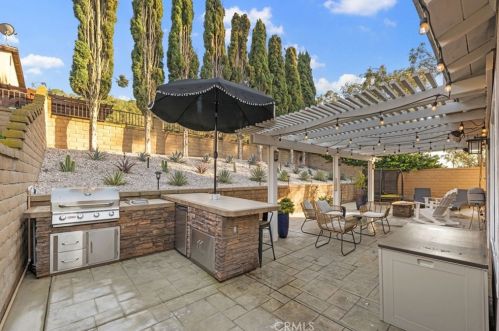 21666 Audubon Way, El Toro CA  92630-5751 exterior