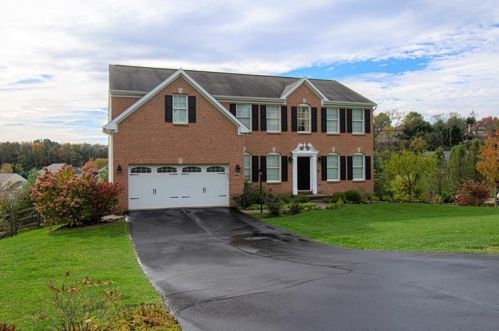 504 Kyle Ct, Gibsonia, PA 15044-9743
