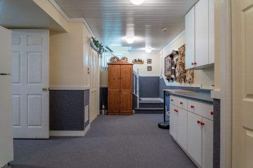 284 Wooley Rd, West Milford Lakes NJ  07480-1006 exterior