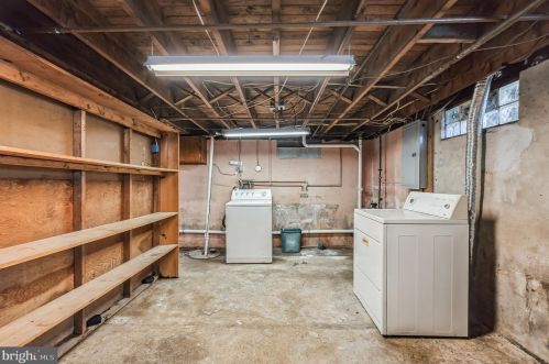 300 Highland Ter, Holmes PA  19043-1310 exterior