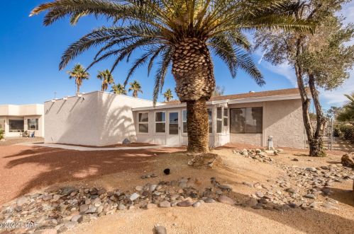 130 Cypress Dr, Lake Havasu City, AZ 86403-6806