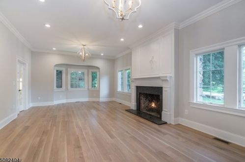 71 Llewellyn Rd, Montclair NJ  07042-2030 exterior