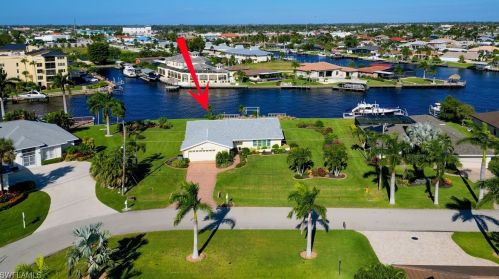 4644 20th Ave, Cape Coral, FL 33904-8737