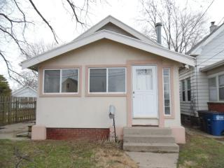 5926 Edgewater Dr, Toledo, OH 43611-2477
