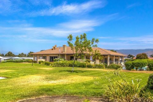 1325 Medallion St, Redlands CA  92374-2666 exterior