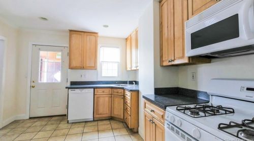 1181 Hope St, Stamford CT  06907-1639 exterior