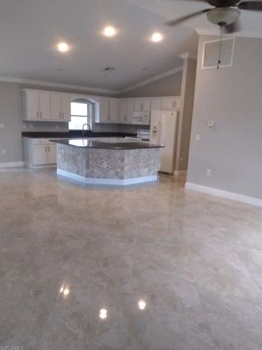 1137 Dutchess St, Lehigh Acres FL 33974-4754 exterior