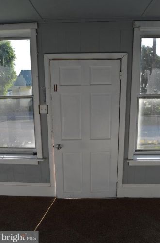 2161 Newville Rd, Carlisle PA  17015-7747 exterior