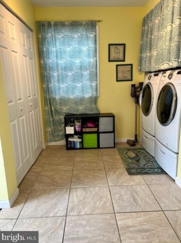 420 Rdg, Miquon PA 19444-2020 exterior