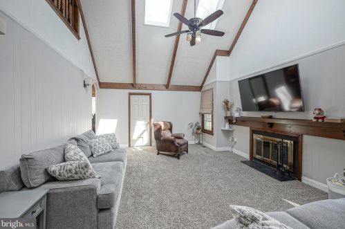 146 Meetinghouse Ln, Southampton NJ  08088-9417 exterior