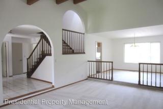 1270 Lubich Dr, Mountain View CA  94040-4537 exterior