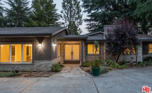 1732 Bonita Vista Dr, La Canada CA  91011-1614 exterior