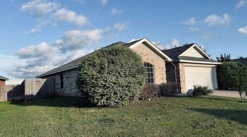 12201 Rolling Ridge Dr, Burleson, TX 76028-7549