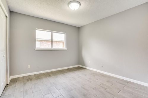 1220 Carberry St, Cedar Hill TX 75104 exterior