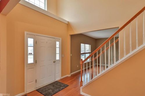 6608 Carmel Dr, Macungie PA  18062-8763 exterior