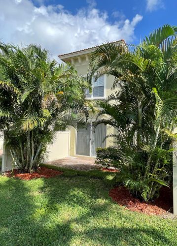 103 Lake Monterey Cir, Boynton Beach, FL 33426-8436
