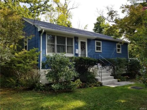 93 Highway Ave, Congers, NY 10920-2838