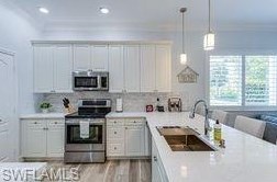 603 104th Ave, Naples FL  34108-3228 exterior