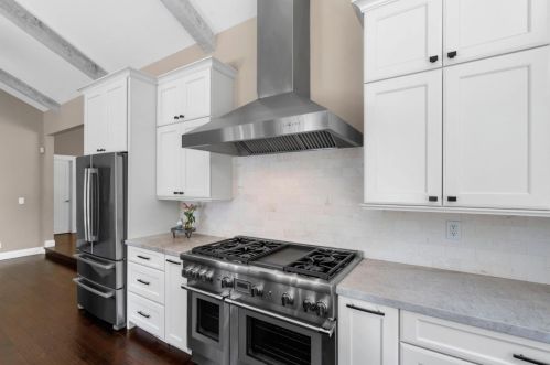 15196 Yvonne Dr, Morgan Hill, CA 95037-9620