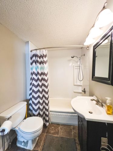 922 Virginia Ave, Florence KY  41042-1731 exterior