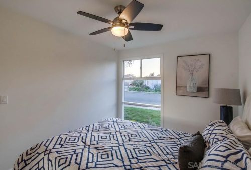 5027 Glasgow Dr, San Diego CA 92117-1037 exterior