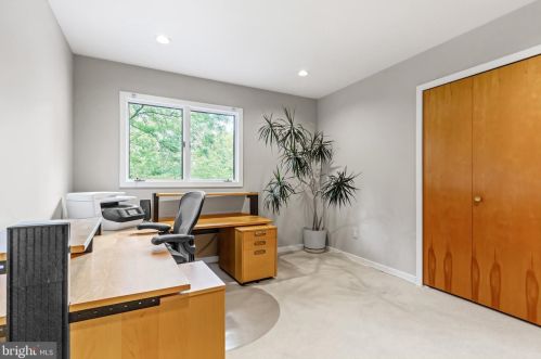 1483 Buck Crk Dr, Yardley PA 19067-4053 exterior